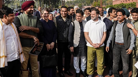 “அமெரிக்க அழுத்தத்துக்கு பிரதமர் மோடி அடிபணிந்து விட்டார்!” - ராகுல் காந்தி