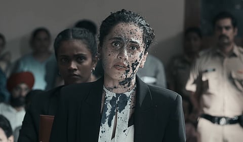 நீ​திக்கு போராடும் வழக்கறிஞராக டாப்ஸி!