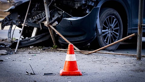 ஆண்டிபட்டி அருகே கார் மோதியதில் 3 பேர் உயிரிழப்பு