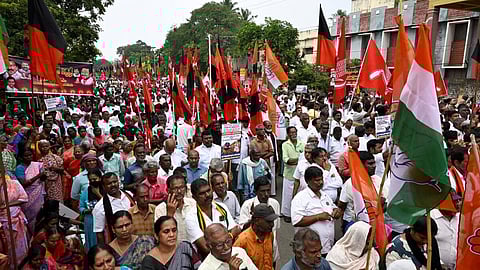 திமுக கூட்டணிக் கட்சிகள் ஈடுபட்ட போராட்டம் | கோப்புப் படம்.