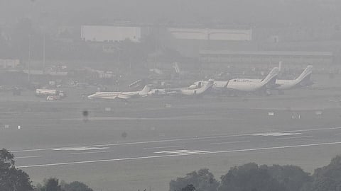 சென்னையில் கடுமையான பனிமூட்டம் நிலவியதால் 40 விமானங்களின் சேவை பாதிப்பு