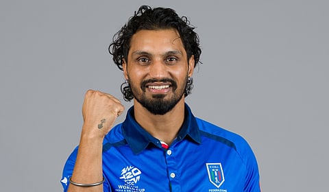 கால் டாக்ஸி டிரைவர் டூ இத்தாலி கிரிக்கெட் அணி: அசத்தும் இந்திய வம்சாவளி வீரர் ஜஸ்பிரீத்