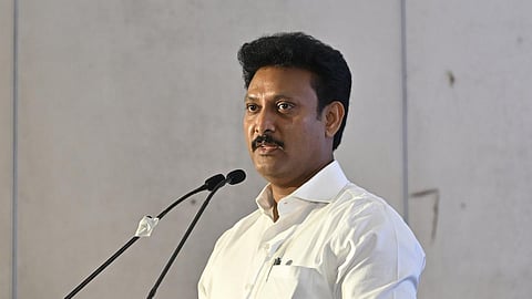 தமிழக அரசுப் பள்ளி மாணவர்கள் அடுத்த ஆண்டு கனடாவுக்கு கல்விச் சுற்றுலா: அமைச்சர் அன்பில் மகேஸ் அறிவிப்பு