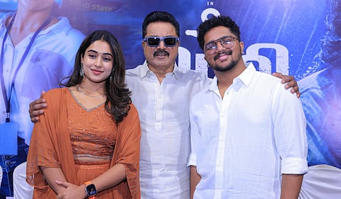 “நெகட்​டிவ் கேரக்டருக்குதான் இன்று வரவேற்பு இருக்​கிறது” - சரத்குமார்