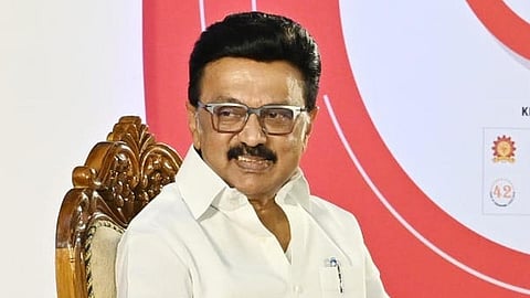 டிஎன்பிஎஸ்சி, டிஆர்பி மூலம் தேர்வான 9,801 பேருக்கு நியமன ஆணை: முதல்வர் இன்று வழங்குகிறார்