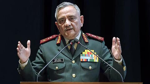 முப்​படை தலைமை தளபதி அனில் சவு​கான்