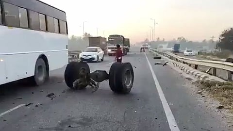 160 கி.மீ. வேகத்தில் சிறுவன் ஓட்டிய கார் விபத்து: 7 பேர் உயிரிழப்பு, 5 பேர் படுகாயம் 