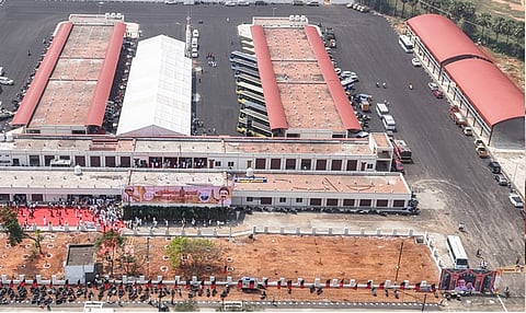 பட்டுக்கோட்டையில் ரூ.20 கோடியில் புதிய பேருந்து நிலையம்: துணை முதல்வர் திறந்துவைப்பு!