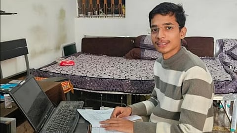 அதர்வா சதுர்வேதி