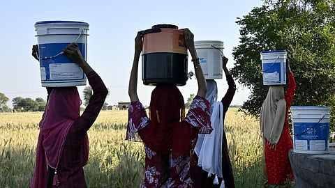 ஹரியானாவில் 5 குழந்தைகள் உள்பட 12 பேர் உயிரிழப்பு: அசுத்தமான குடிநீர் காரணமா?