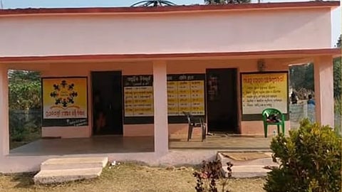 குழந்தைகள் இன்றி வெறிச்சோடி காணப்படும் நுவாகோன் அங்கன்வாடி