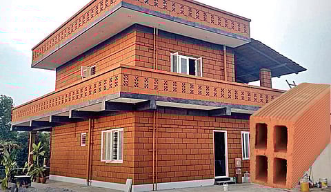 செலவை குறைக்கும் இலகுவான போரோதெர்ம் செங்கற்கள்!