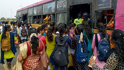 ‘விடியல் பயணம்’ திட்டத்தில் 881 கோடி முறை பெண்கள் பயணம்: பட்ஜெட்டில் தகவல்