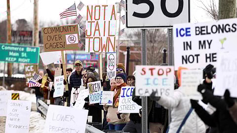 அமெரிக்காவில் வலுக்கும் போராட்டம்
