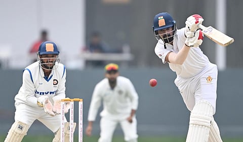 ரஞ்சி கோப்பை இறு​திப் போட்டிக்கு முன்னேறியது கர்நாடகா அணி