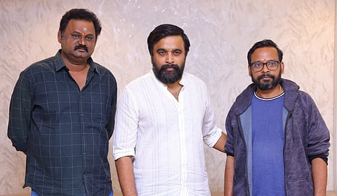 “நல்ல இயக்​குநரும் தயாரிப்பாளரும் எப்போதும் ஜெயிக்க வேண்​டும்” - சசிகுமார் ஆசை