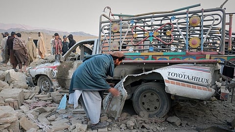 ஆப்கன் எல்லையில் பாக். வான்வழித் தாக்குதல்: பெண்கள், குழந்தைகள் உட்பட 18 பேர் உயிரிழப்பு