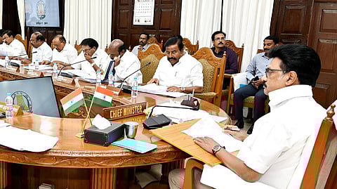 ரூ.31,592 கோடியில் 46 தொழில் முதலீட்டு திட்டங்களுக்கு தமிழக அமைச்சரவைக் கூட்டத்தில் ஒப்புதல்