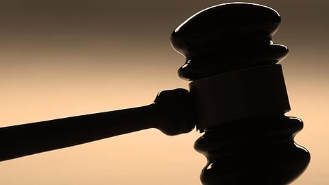 ஆக்கிரமிப்புகளை அகற்றும் வழக்கில் தாம்பரம், விருத்தாசலம் வட்டாட்சியர்களுக்கு தலா ரூ.2 ஆயிரம் அபராதம்