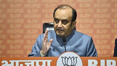 கேஜ்ரிவால் நேர்மையானவர் எனில் மதுபான கொள்கையை திரும்ப பெற்றது ஏன்? - பாஜக கேள்வி