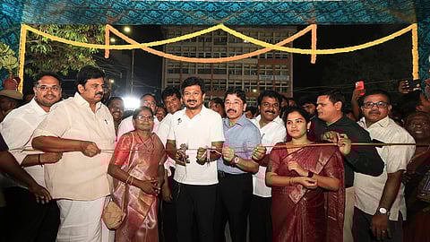 சென்னை அண்ணா சாலையில் ரூ.3.46 கோடியில் பூங்கா - உதயநிதி ஸ்டாலின் திறந்து வைத்தார்