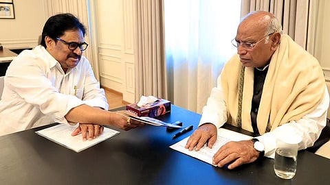 டெல்லிக்கு படையெடுக்கும் மாஜி காங். தலைவர்கள் - ‘ராஜ்ய சபா' சீட் கேட்டு முகாம்