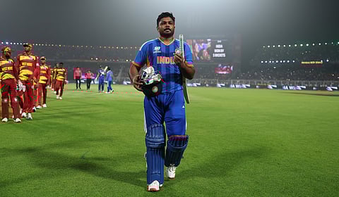 97 ரன்கள் விளாசி சஞ்சு சாம்சன் அசத்தல்: அரை இறுதிக்கு இந்திய அணி முன்னேறியது எப்படி?