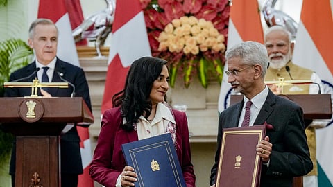 இந்திய அணுமின் உற்பத்திக்கு யுரேனியம் வழங்குகிறது கனடா - ஒப்பந்தம் கையெழுத்து