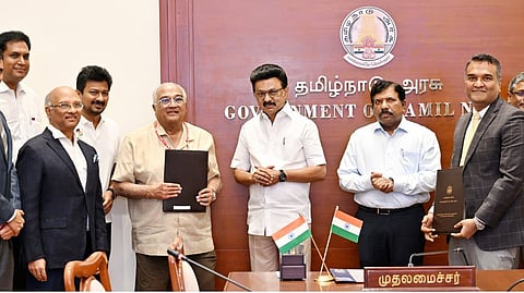 ரூ.5,300 கோடி முதலீட்டில் எம்ஆர்எப் தொழிற்சாலை: முதல்வர் ஸ்டாலின் முன்னிலையில் ஒப்பந்தம்