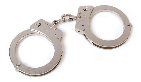 சென்னை | சீரியல் நடிகை உடை மாற்றுவதை வீடியோ எடுத்த ராணுவ வீரர் கைது