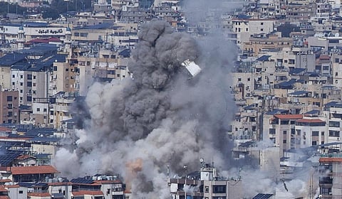 மத்​திய கிழக்​கில் 7-வது நாளாக போர் பதற்​றம் நீடிப்பு: ட்ரம்பை கொல்ல ஈரான் மதகுரு அழைப்பு 