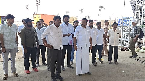 திருச்சி சிறுகனூரில் நடைபெற்று வரும் திமுக மாநில மாநாடு ஏற்பாடுகளை அமைச்சர் கே என் நேரு நேரில் ஆய்வு செய்தார்.