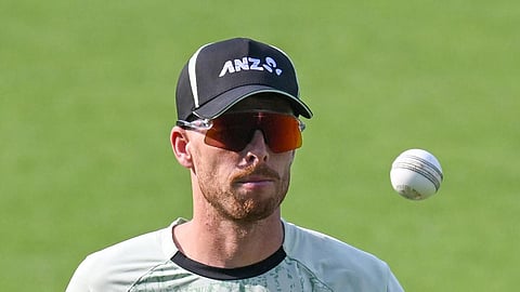 நியூஸிலாந்து அணியின் கேப்டன் மிட்செல் சான்ட்னர்