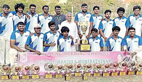 கிரிக்கெட்: எஸ்எஸ்என் கல்லூரி சாம்பியன்