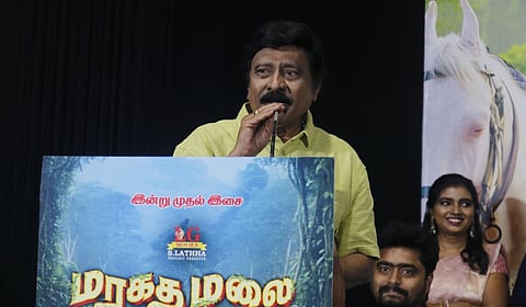 சினிமா இன்று பெரும் பிரச்சினையில் இருக்கிறது: ஆர்.வி.உதயகுமார் பேச்சு