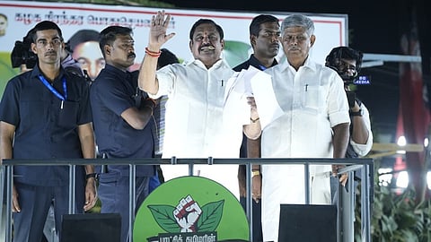 “எழுதாத பேனாவுக்கு ரூ. 82 கோடியில் சிலை எதற்கு?” - திமுகவுக்கு பழனிசாமி கேள்வி