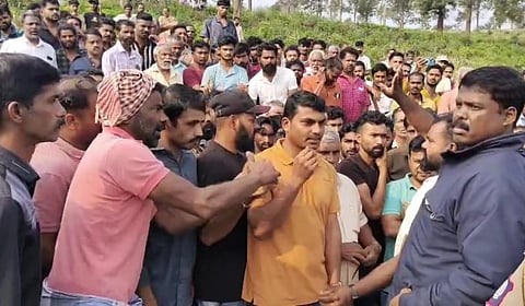 கூடலூர் அருகே காட்டு யானை தாக்கி இருவர் உயிரிழப்பு