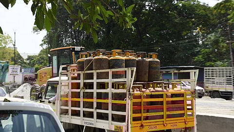 சிலிண்டர் தட்டுப்பாடு