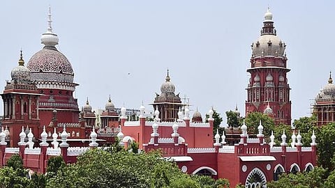 மதுராந்தகம் சிறுமி பாலியல் வன்கொடுமை: பொது நல வழக்கு தாக்கல் செய்தால் விசாரணை - ஐகோர்ட்