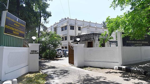 மகனை பறிகொடுத்த தாய்க்கு ரூ.3 லட்சம் இழப்பீடு: மனித உரிமை ஆணையத்தின் உத்தரவு அமல்படுத்தப்பட்டதா?