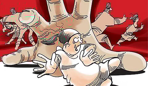 மதுராந்தகம் அருகே 14 வயது சிறுமி கூட்டு பாலியல் வன்கொடுமை: 2 பேர் கைது