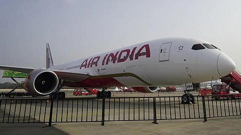 எரிபொருள் விலை உயர்வு காரணமாக இன்று முதல் ஏர் இந்தியா விமான கட்டணம் அதிகரிப்பு