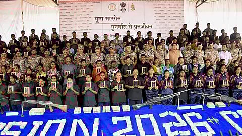 சத்தீஸ்கரில் ஒரே நாளில் 108 மாவோயிஸ்ட்கள் சரண்