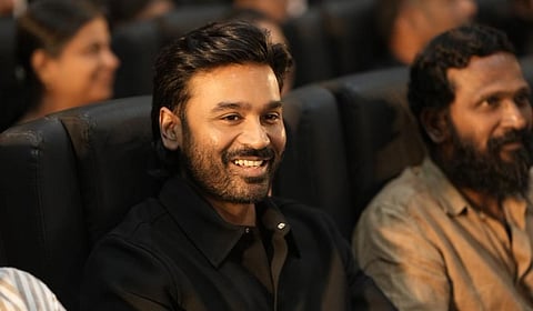 “இளம் தலைமுறையினரிடம் நாங்கள்தான் கற்றுக்கொள்ள வேண்டும்” - நடிகர் தனுஷ்