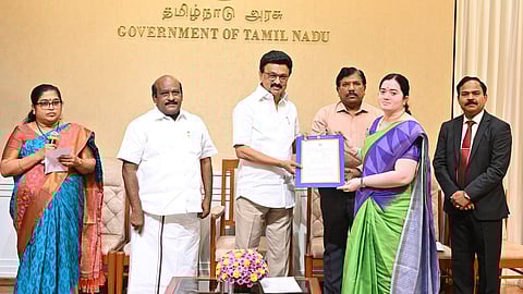 கல்லூரிகளில் 4 பாடப் பிரிவுகளுக்கு 5 உதவிப் பேராசிரியர்கள் தேர்வு 