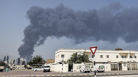 ஐக்கிய அரபு அமீரக புஜாயிரா துறைமுகத்தின் மீது ஈரான் தாக்குதல்