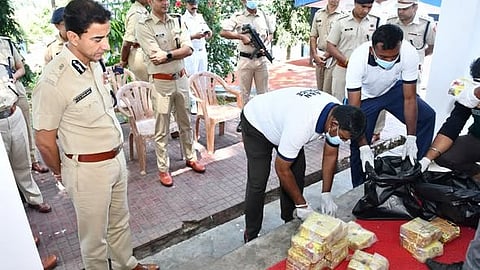 அந்தமானில் ரூ.36,000 கோடி மதிப்புள்ள போதைப் பொருள் அழிப்பு