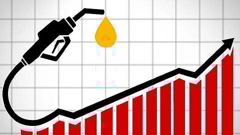 ஈரான் மீதான தாக்குதலுக்குப் பின் 95 நாடுகளில் பெட்ரோல் விலை உயர்வு