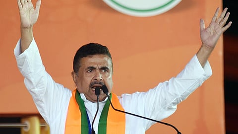 மம்தா பானர்ஜியை எதிர்த்து பவானிபூர் தொகுயில்  போட்டியிடும்&nbsp;சுவேந்து அதிகாரி