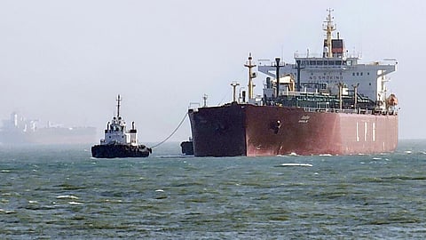 ஹார்முஸ் ஜலசந்தியை கடந்து இந்திய காஸ் டேங்கர் கப்பல் ‘ஷிவாலிக்’ முந்த்ரா துறைமுகம் வந்தடைந்தது எப்படி?